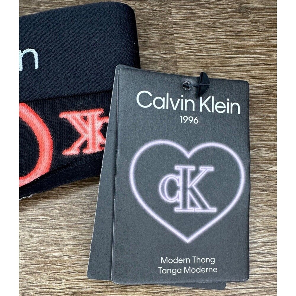 New With Tags Calvin Klein Heart Thong Size XL - Picture 5 of 6